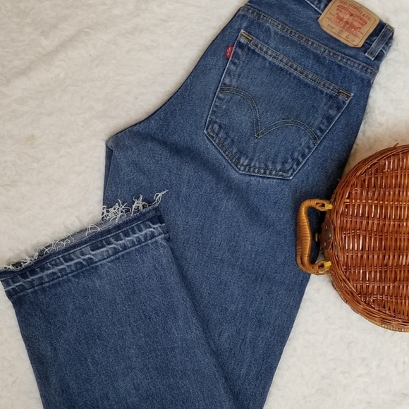 LEVI'S vintage mom high waisted denim jean - Picture 2 of 5